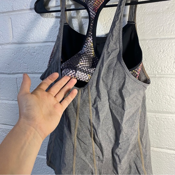 Prana Built In Bra Athletic Tank Top Lightweight Sway 2 in 1 Shirt Running Dry - Picture 3 of 6